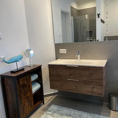 Feriehus Kuestenwaldbude Luv Pelzerhaken